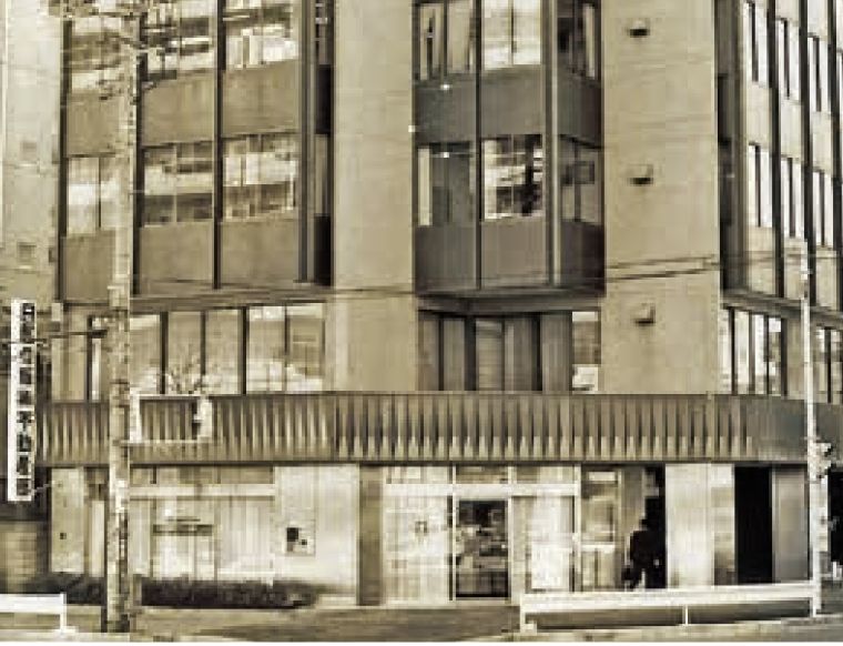 歌舞伎町二丁目の松宝ビルへ創業5年目に移転